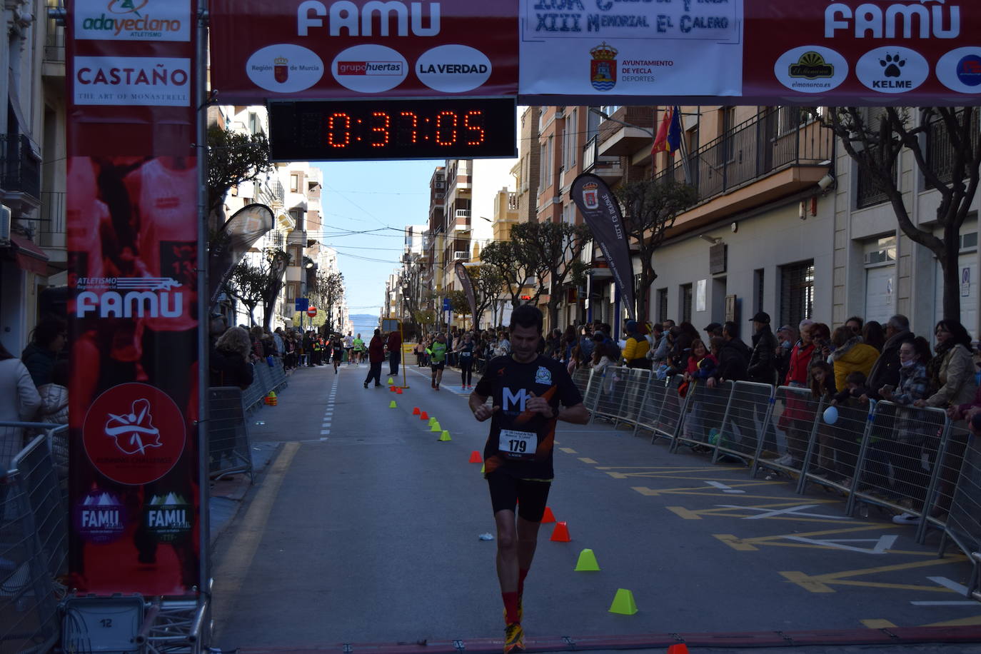 Fotos: La carrera 10K Ciudad de Yecla, en imágenes