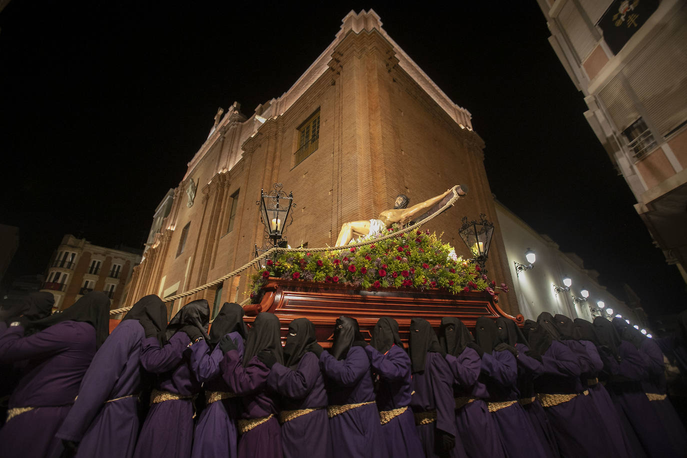 Fotos: Madrugada de emociones en Cartagena con la Cofradía del Socorro