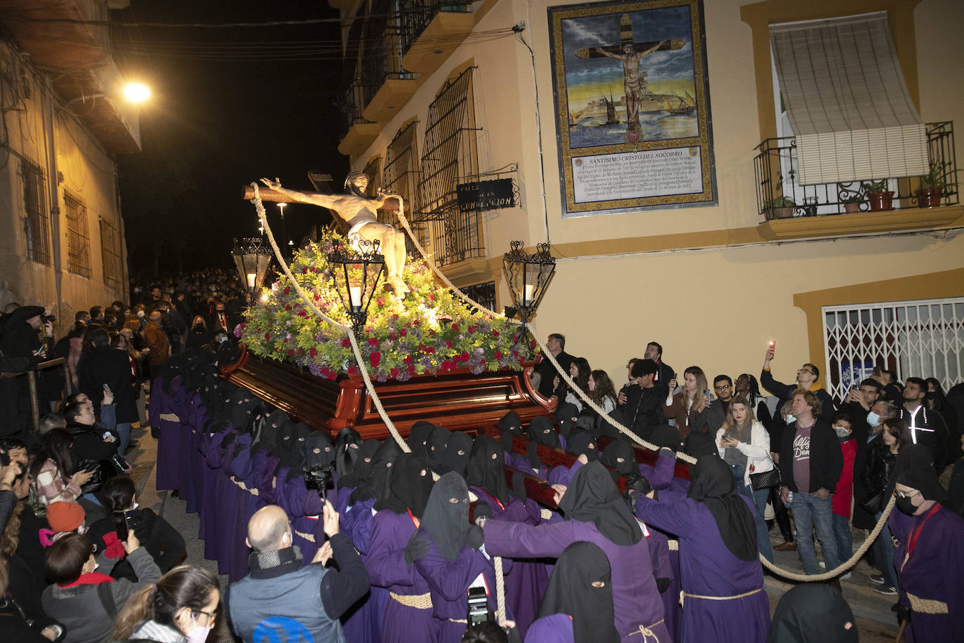 Fotos: Madrugada de emociones en Cartagena con la Cofradía del Socorro