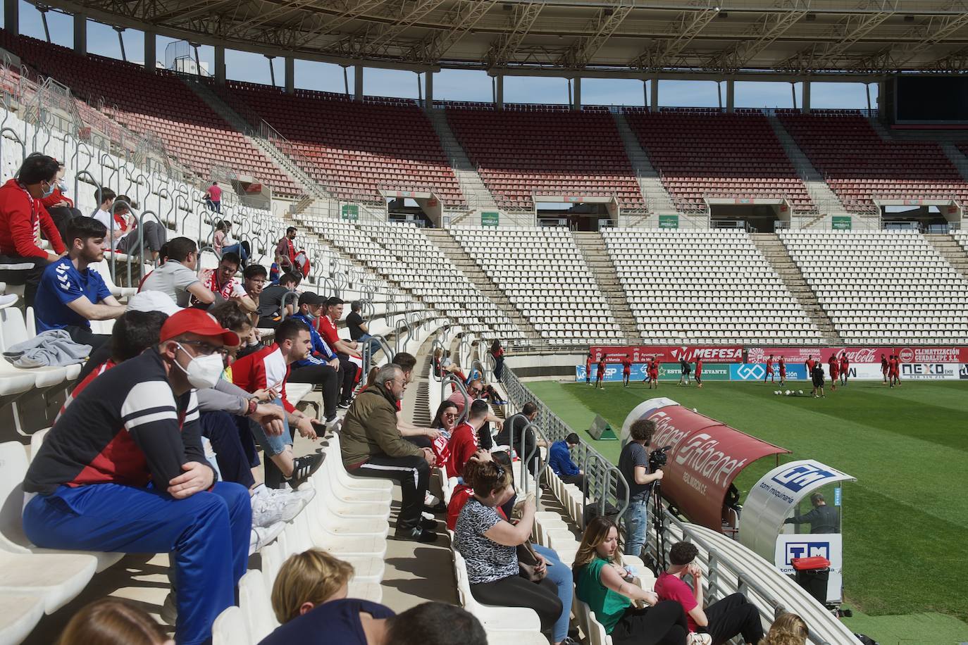 Fotos: El entrenamiento del Real Murcia antes del enfretamiento contra el Hércules, en imágenes