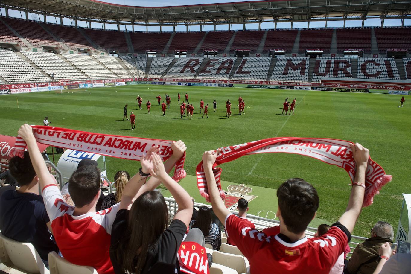 Fotos: El entrenamiento del Real Murcia antes del enfretamiento contra el Hércules, en imágenes