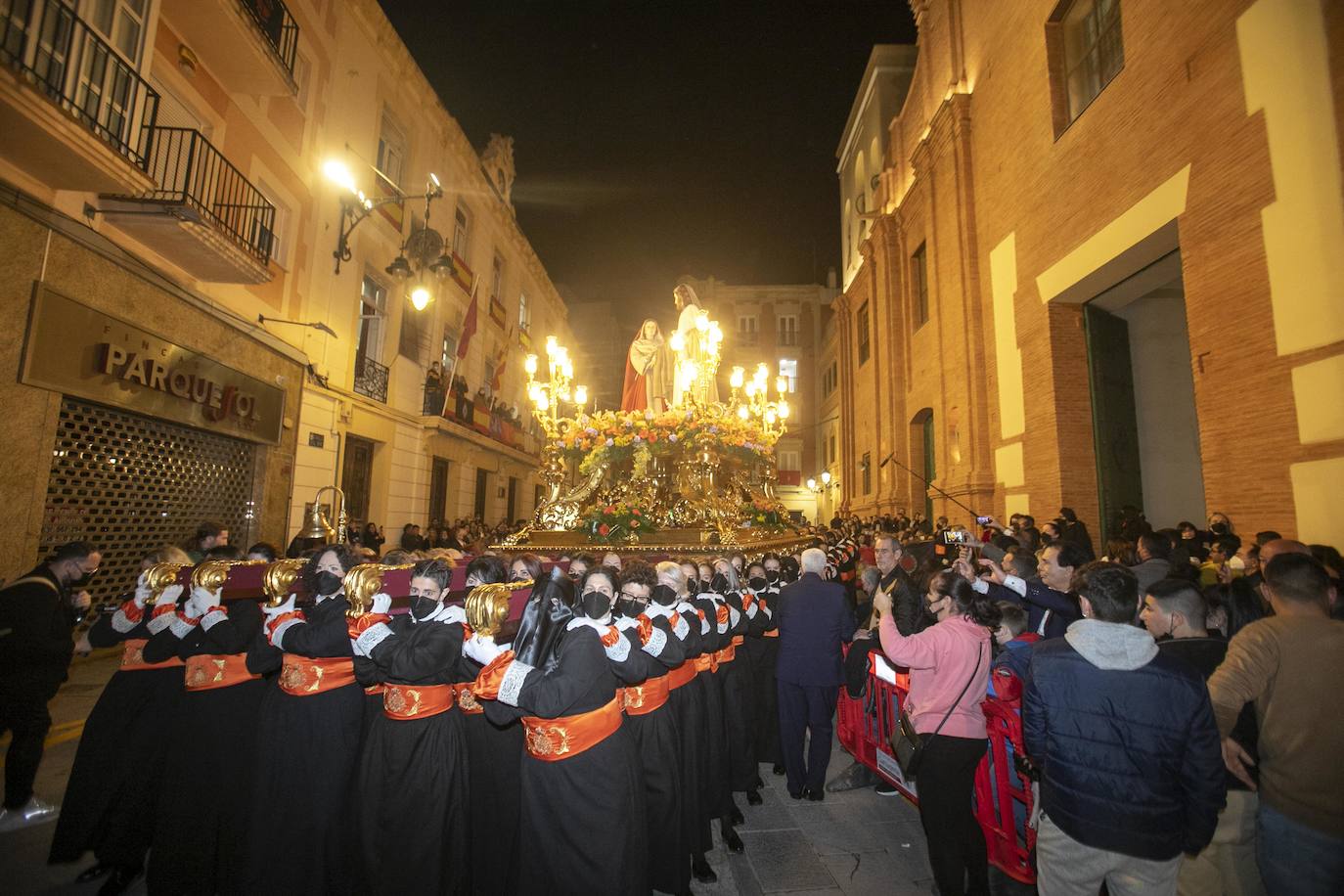 Fotos: Primer desfile de la Cofradía California en la Semana Santa de Cartagena 2022