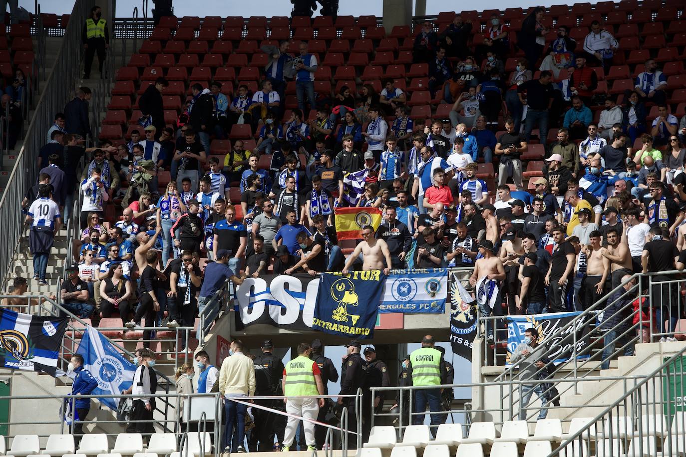Fotos: Búscate en el Enrique Roca en el empate del Real Murcia frente al Hércules