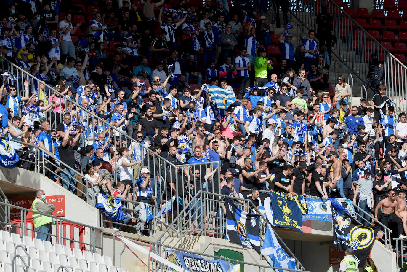 Fotos: Búscate en el Enrique Roca en el empate del Real Murcia frente al Hércules