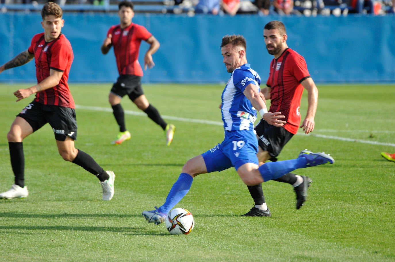 Fotos: El Águilas sale del infierno (Águilas 2, La Nucía 0)