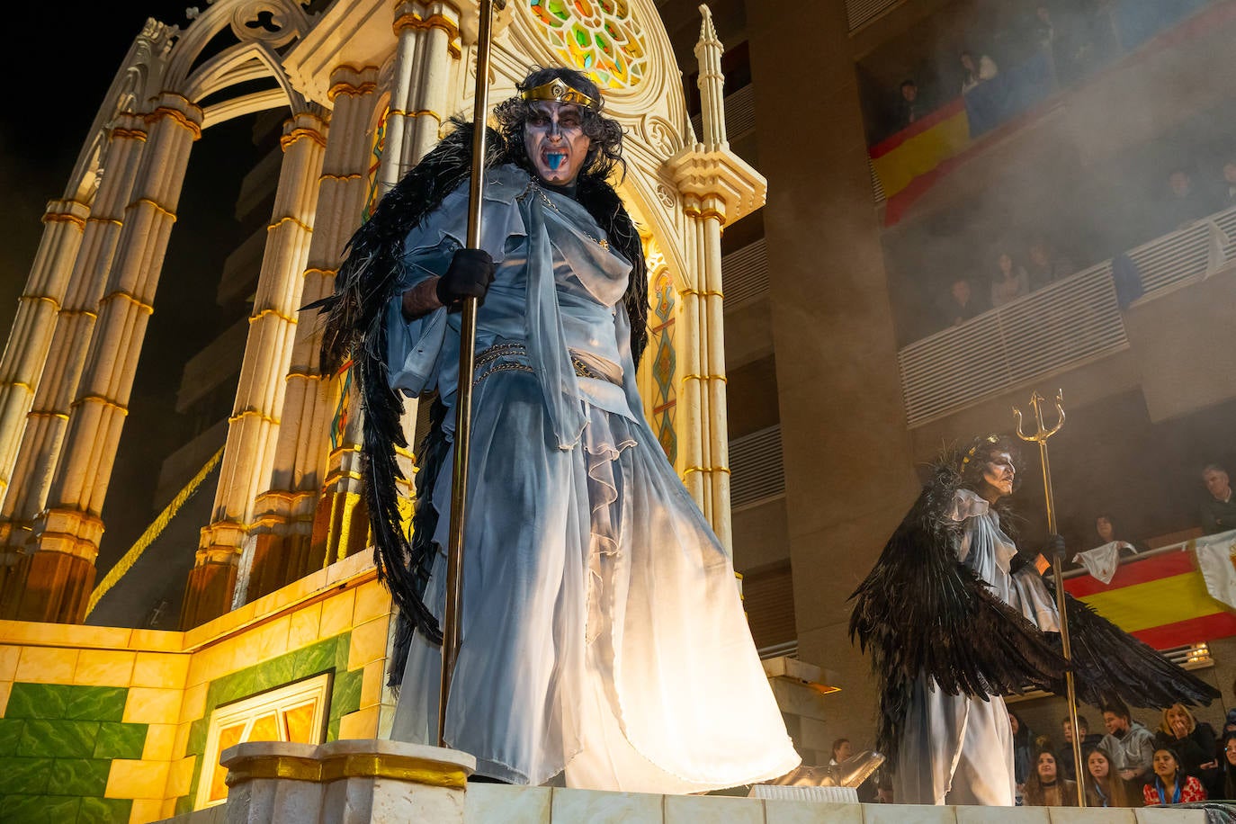 Fotos: El pueblo hebreo llena de júbilo la carrera en la noche del Domingo de Ramos en Lorca