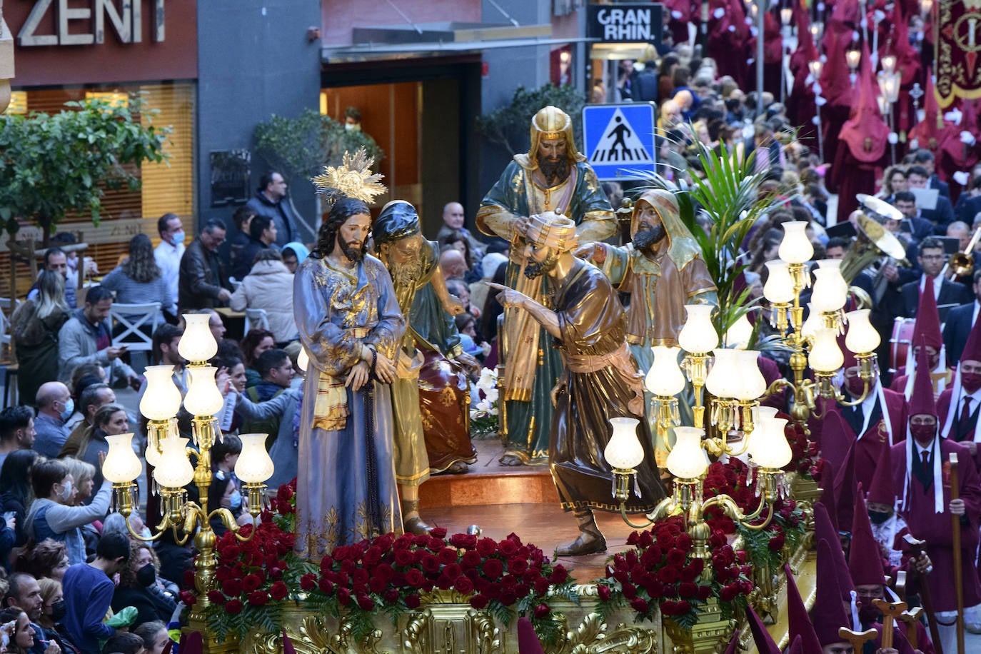 Fotos: El Perdón recorre las calles de Murcia en la procesión del Lunes Santo