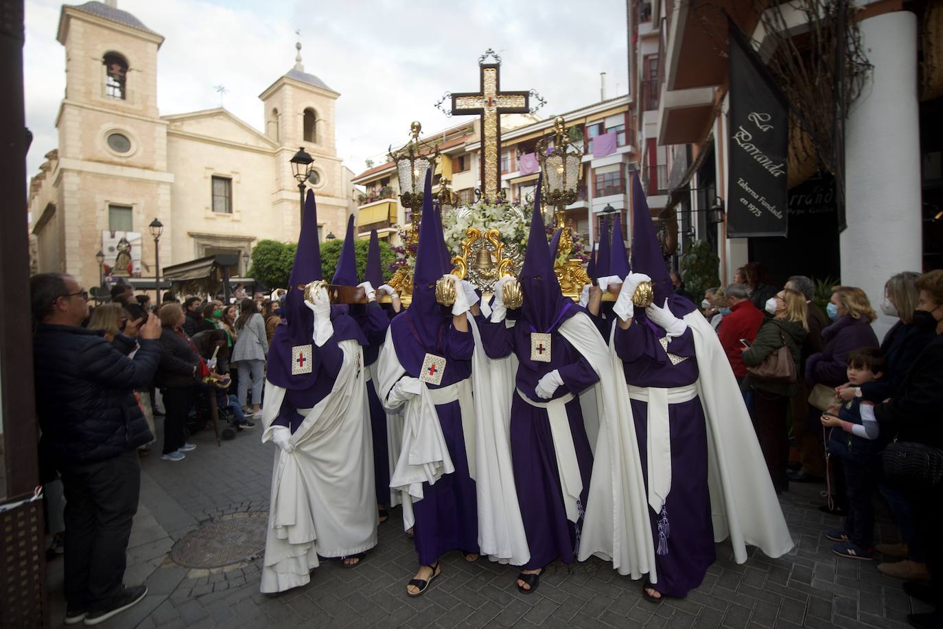 Fotos: La procesión del Rescate de Martes Santo, en imágenes