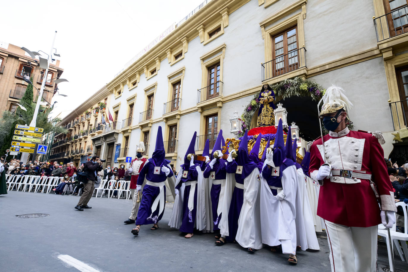 Fotos: La procesión del Rescate de Martes Santo, en imágenes