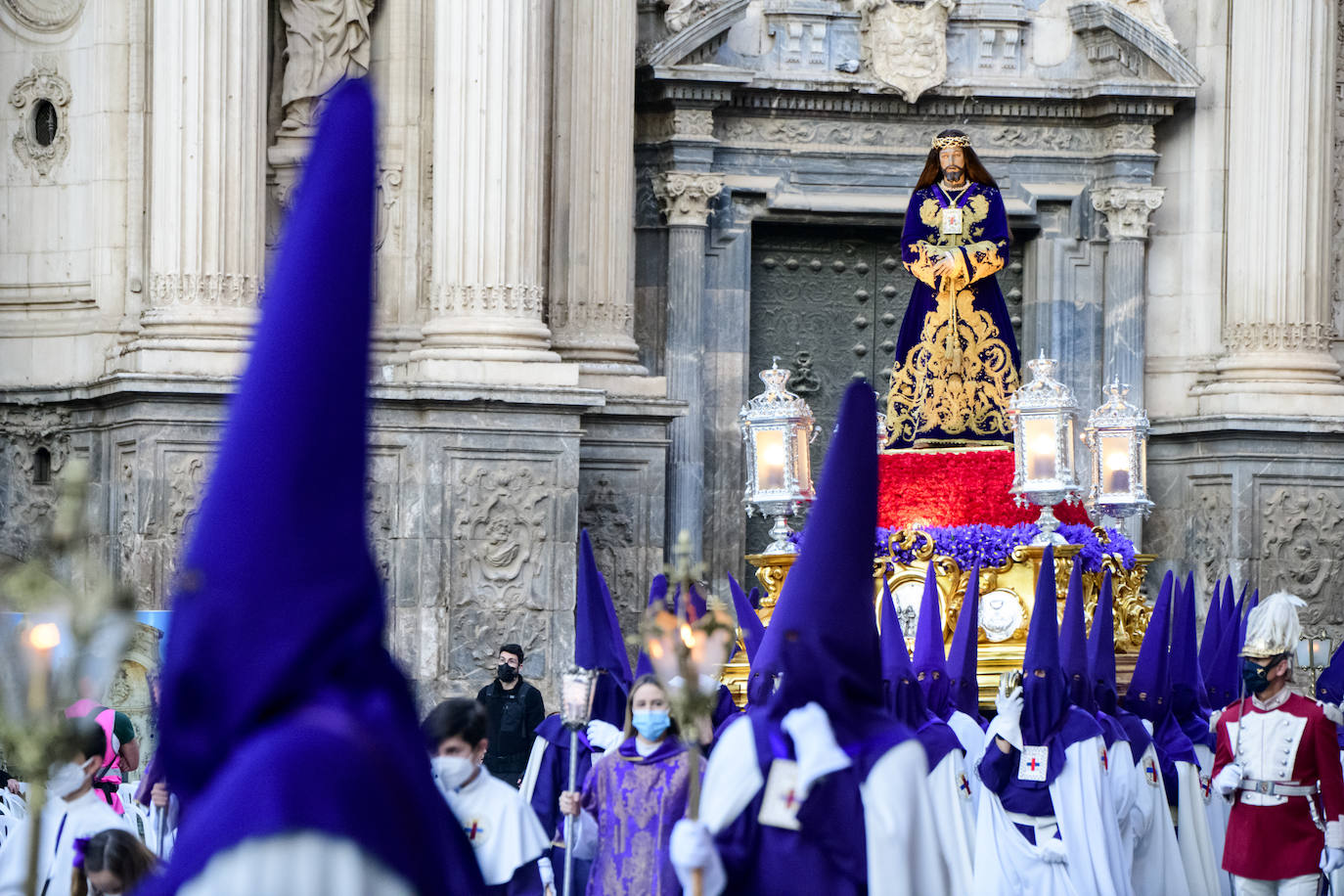 Fotos: La procesión del Rescate de Martes Santo, en imágenes