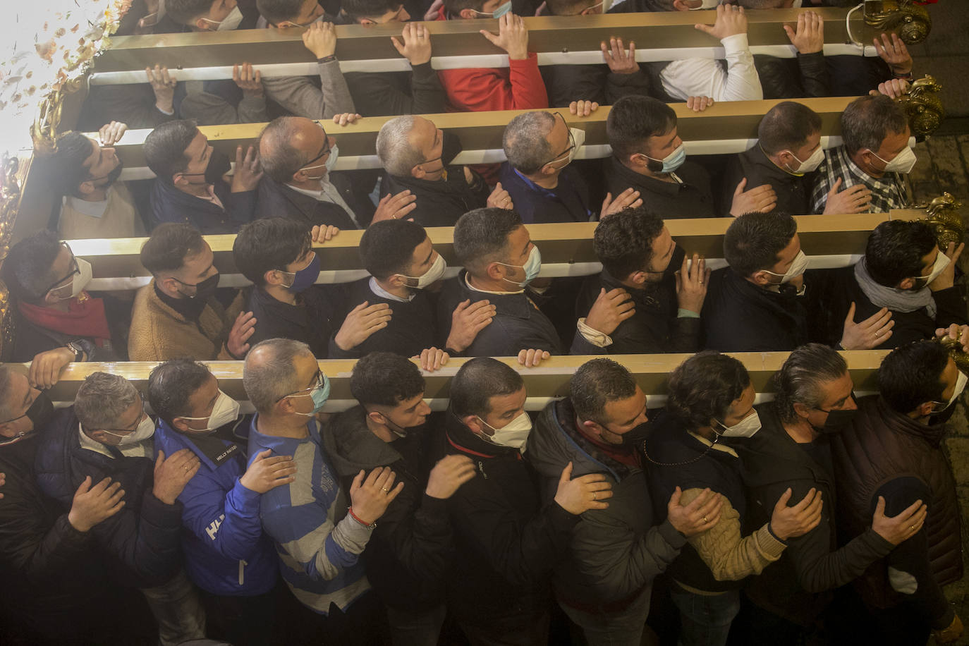 Fotos: Salve al Primer Dolor, único consuelo para los californios