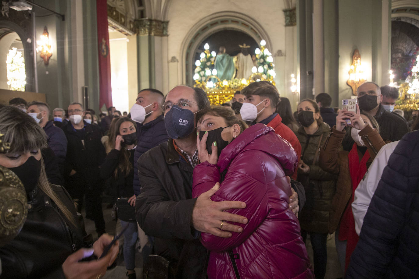 Fotos: Salve al Primer Dolor, único consuelo para los californios