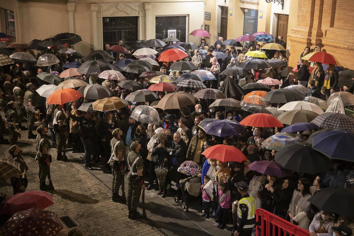 Fotos: Salve al Primer Dolor, único consuelo para los californios