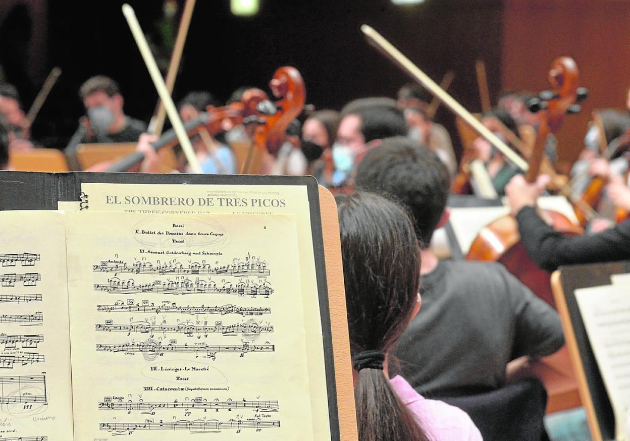 Ensayo de la ÖJRM para preparar el concierto de este domingo.