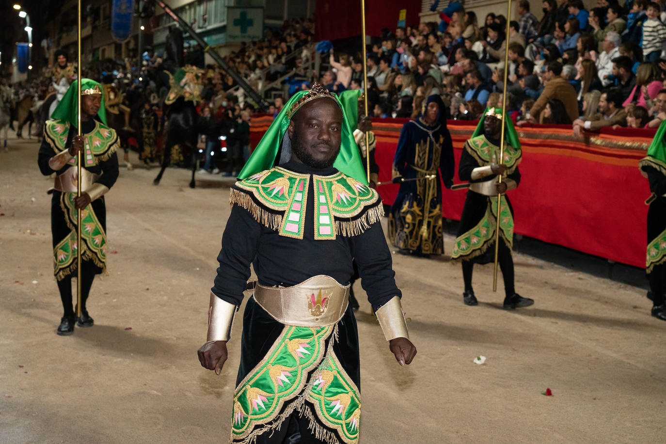 Fotos: Desfile bíblico-pasional del Viernes Santo en Lorca