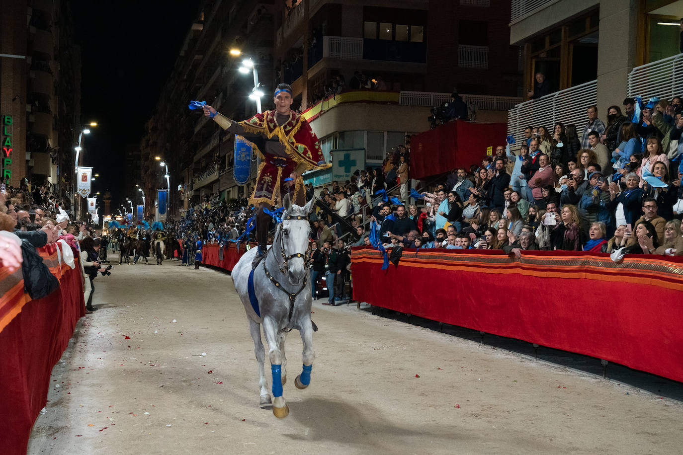 Fotos: Desfile bíblico-pasional del Viernes Santo en Lorca