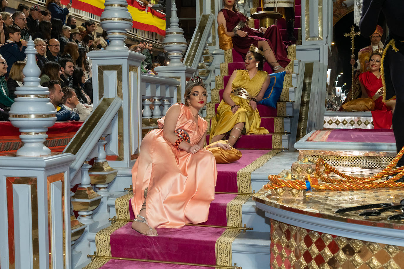 Fotos: Desfile bíblico-pasional del Viernes Santo en Lorca