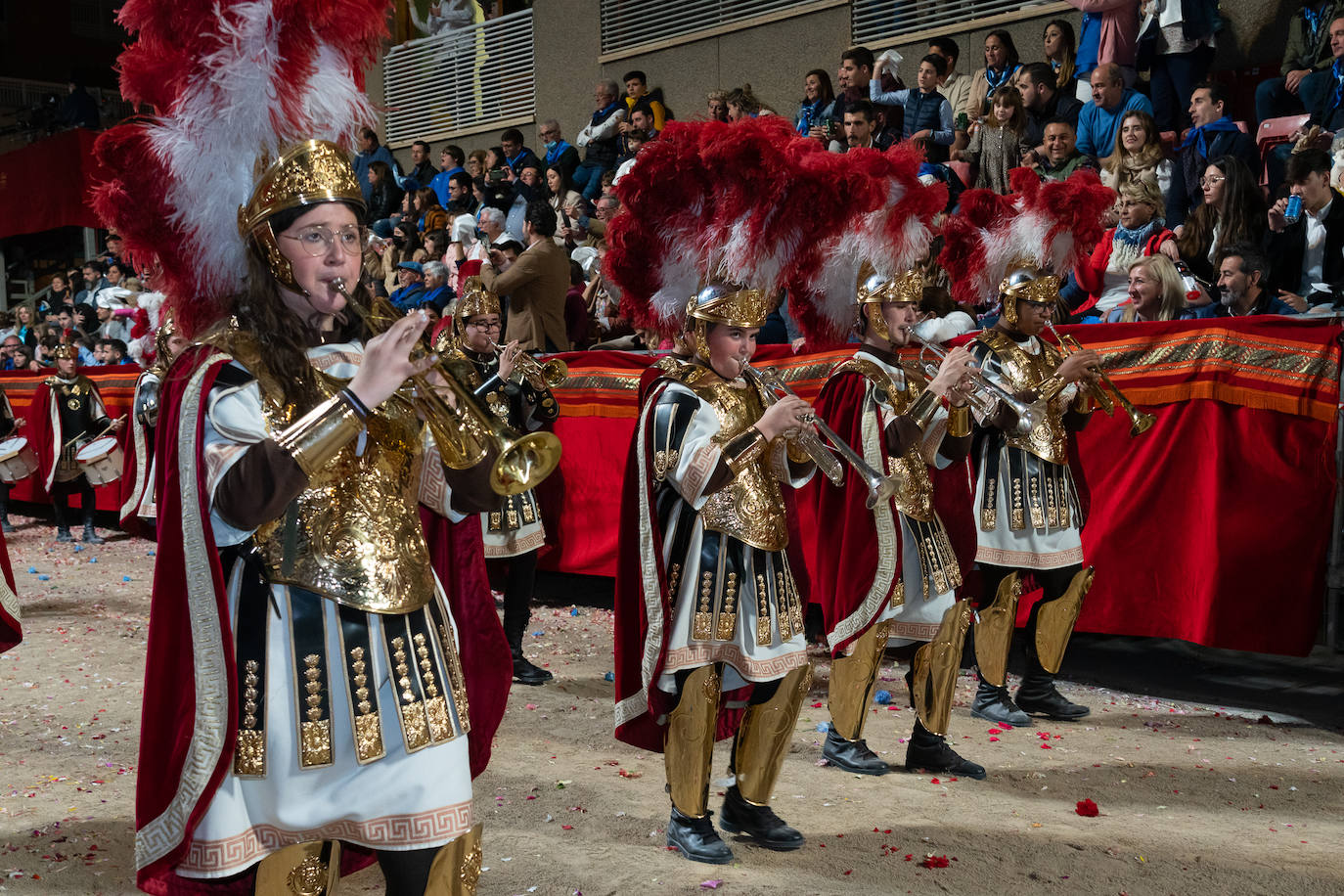 Fotos: Desfile bíblico-pasional del Viernes Santo en Lorca