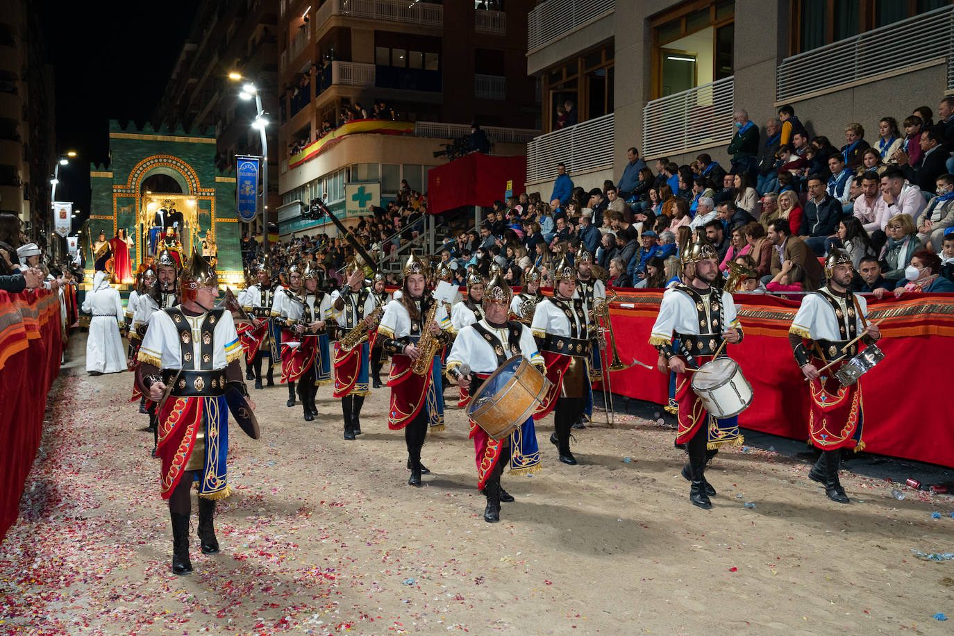 Fotos: Desfile bíblico-pasional del Viernes Santo en Lorca