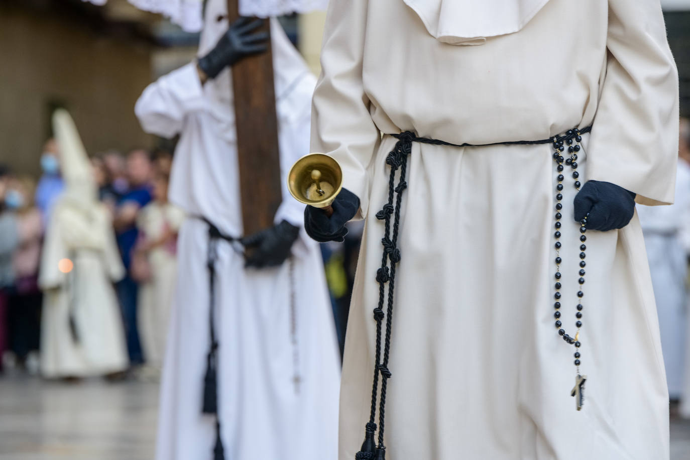 Fotos: La procesión del Yacente de Sábado Santo en Murcia, en imágenes