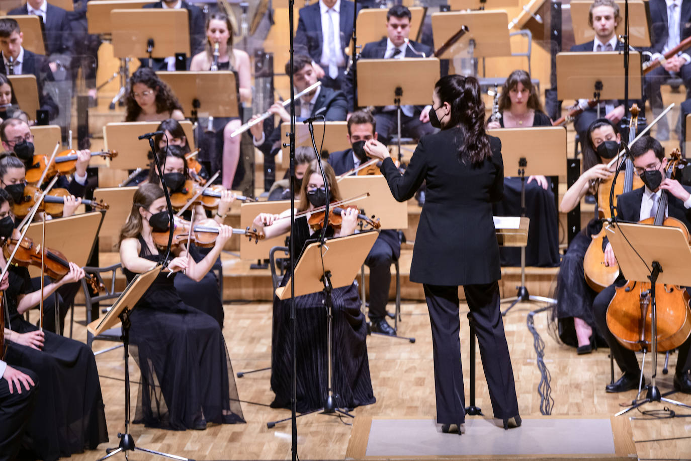 Fotos: Gran ovación a la Orquesta de Jovénes de la Región al interpretar &#039;La gran puerta de Kiev&#039;
