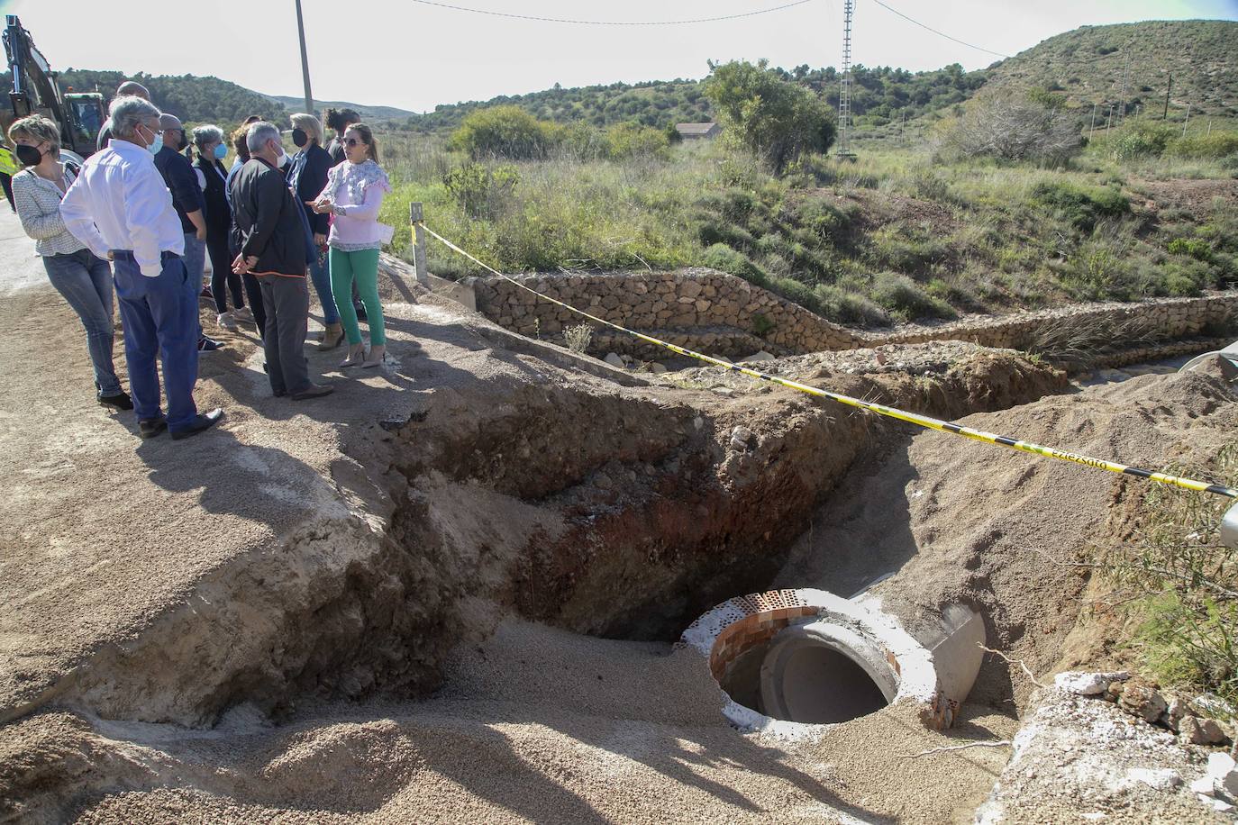 Fotos: Comunidad y Adif frenan en el Llano del Beal la eliminación de los vertidos mineros