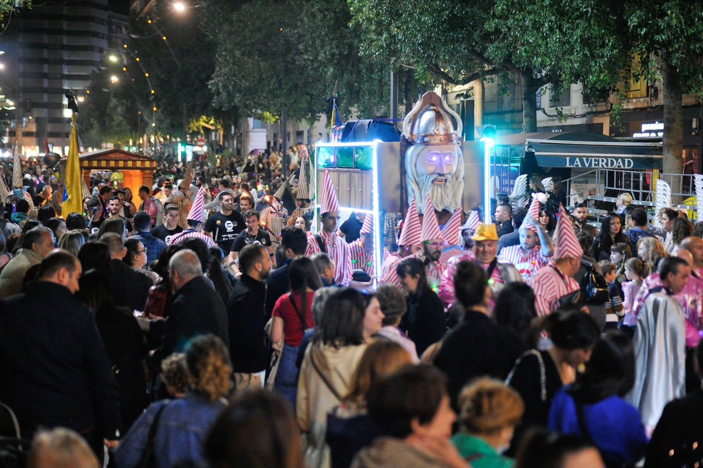 Fotos: La &#039;Sardina&#039; llega a las calles de Murcia