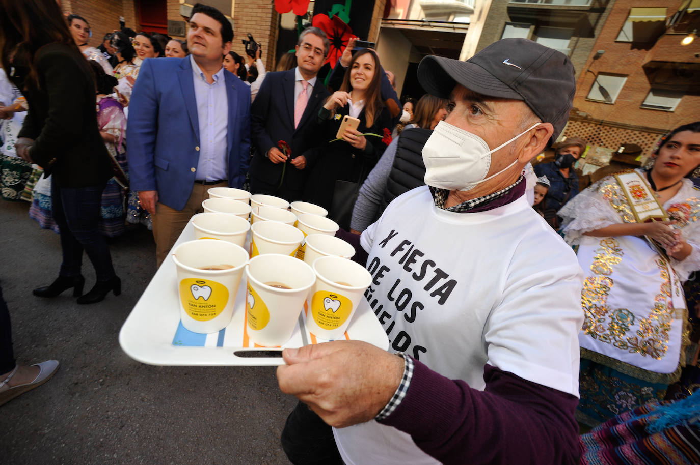 Fotos: La ferretería San Antón de Murcia celebra Fiesta de los Buñuelos