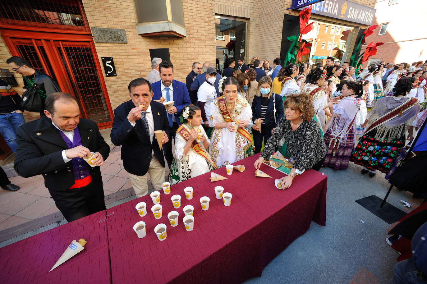 Fotos: La ferretería San Antón de Murcia celebra Fiesta de los Buñuelos