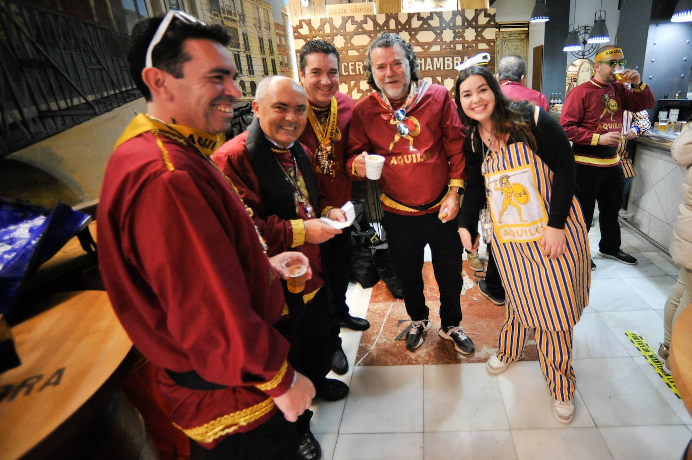 Fotos: El pasacalles de los grupos sardineros, en imágenes