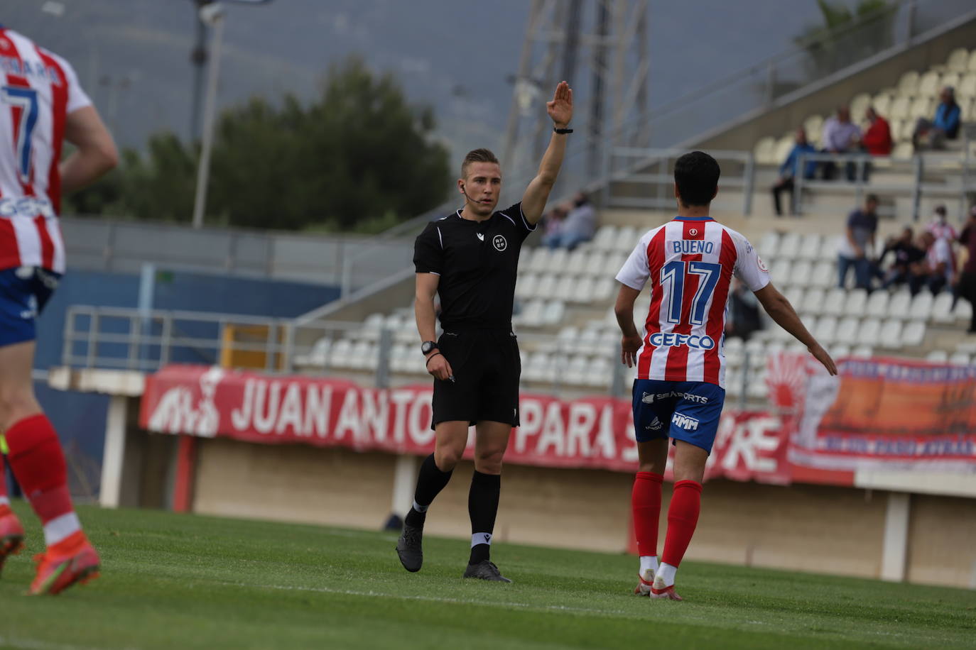 Fotos: El empate del UCAM frente al Algeciras, en imágenes