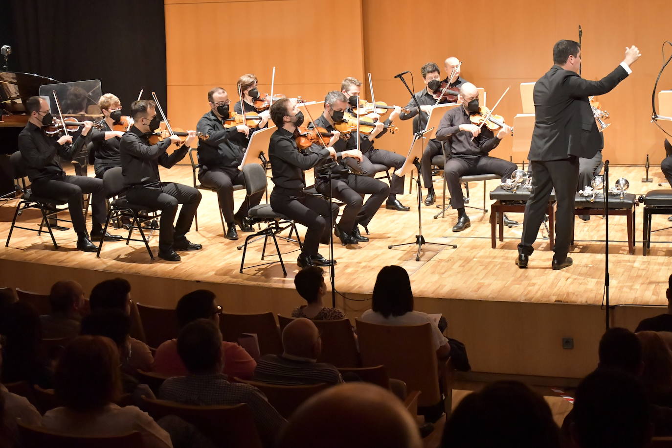 Fotos: Concierto de Pancho Flores en el Auditorio Regional Víctor Villegas