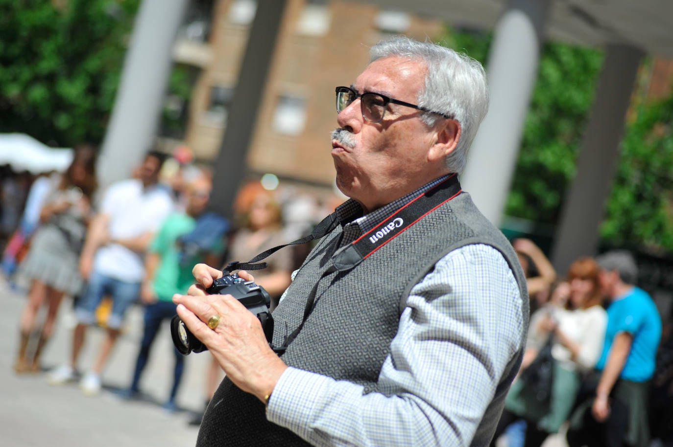 Fotos: Así fueron los bailes mañaneros del Warm Up en la plaza de la Universidad y de los Apóstoles