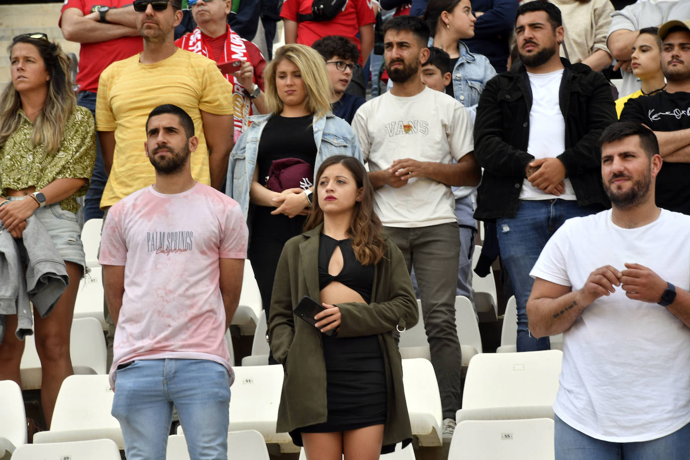 Fotos: Búscate en las gradas del Enrique Roca