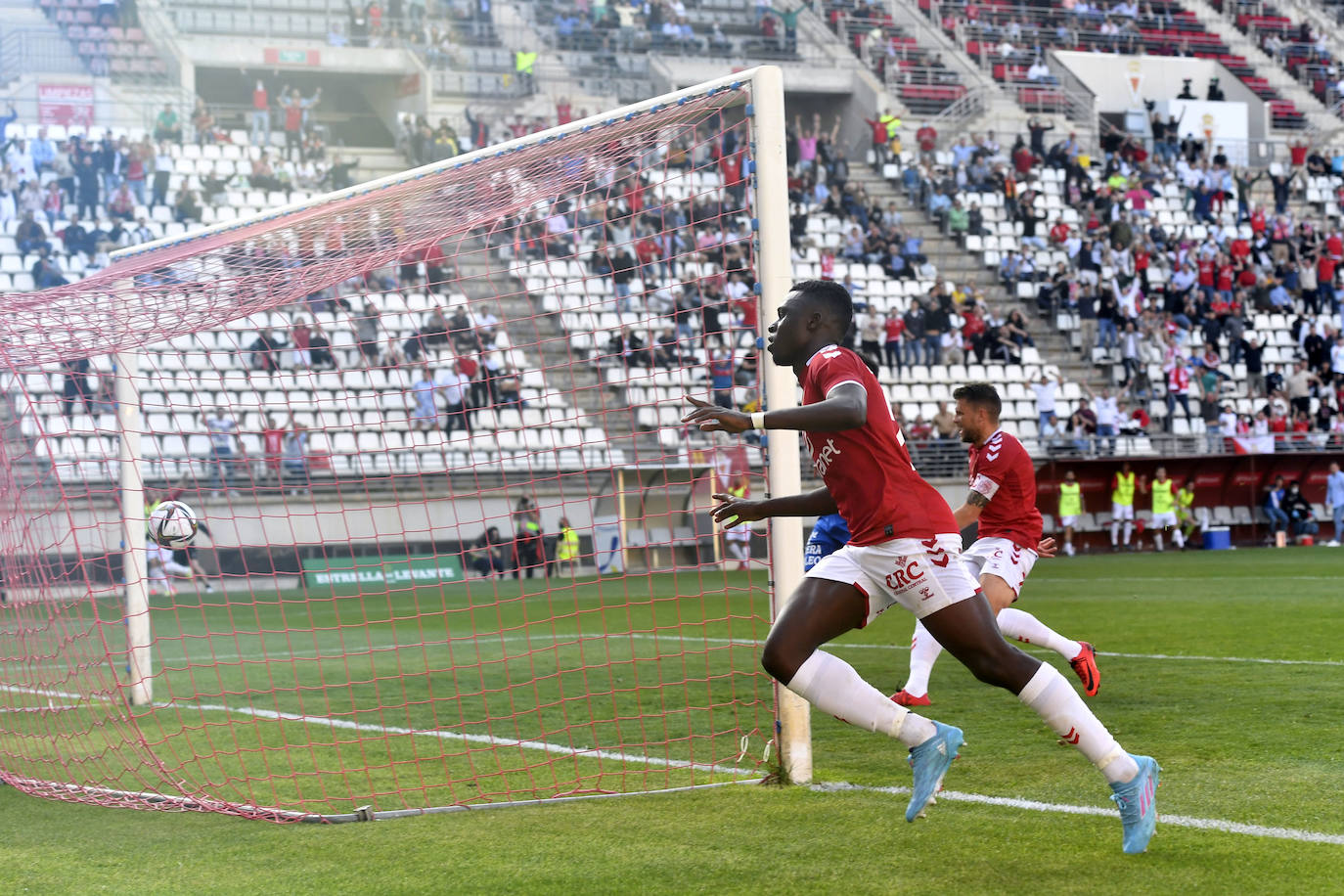 Fotos: La victoria del Real Murcia frente al Águilas, en imágenes