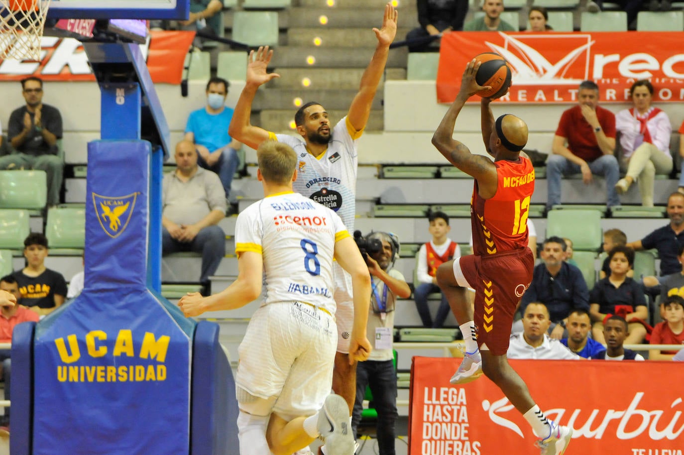 Fotos: El UCAM vuelve a los puestos de &#039;playoff&#039;