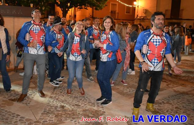 La peña «Los Mataos» logró por tercera vez alzarse con el primer premio del Concurso de la Noche de las Migas en la categoría de peñas; entre los grupos de vecinos del Hoyo, el primer puesto fue la peña «La Cruz». 