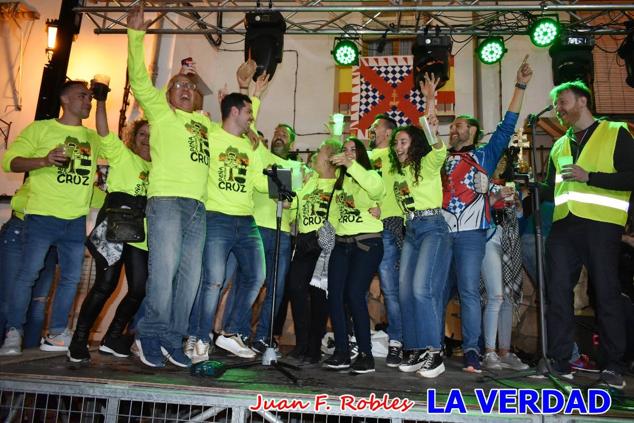 La peña «Los Mataos» logró por tercera vez alzarse con el primer premio del Concurso de la Noche de las Migas en la categoría de peñas; entre los grupos de vecinos del Hoyo, el primer puesto fue la peña «La Cruz». 