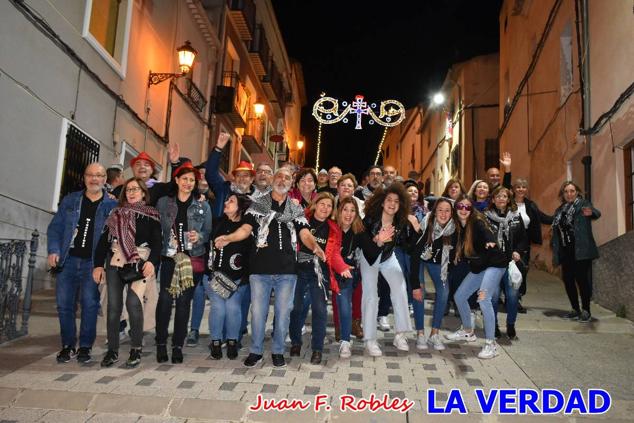 La peña «Los Mataos» logró por tercera vez alzarse con el primer premio del Concurso de la Noche de las Migas en la categoría de peñas; entre los grupos de vecinos del Hoyo, el primer puesto fue la peña «La Cruz». 