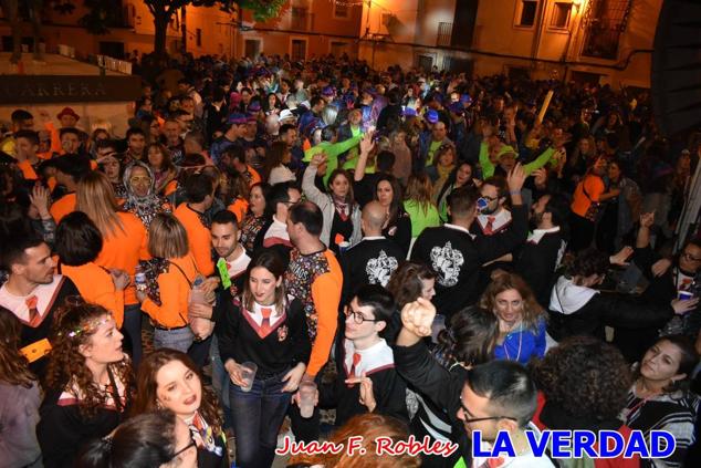 La peña «Los Mataos» logró por tercera vez alzarse con el primer premio del Concurso de la Noche de las Migas en la categoría de peñas; entre los grupos de vecinos del Hoyo, el primer puesto fue la peña «La Cruz». 