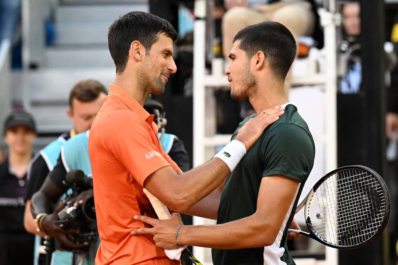 Fotos: La victoria de Carlos Alcaraz ante Novak Djokovic en el Masters de Madrid, en imágenes