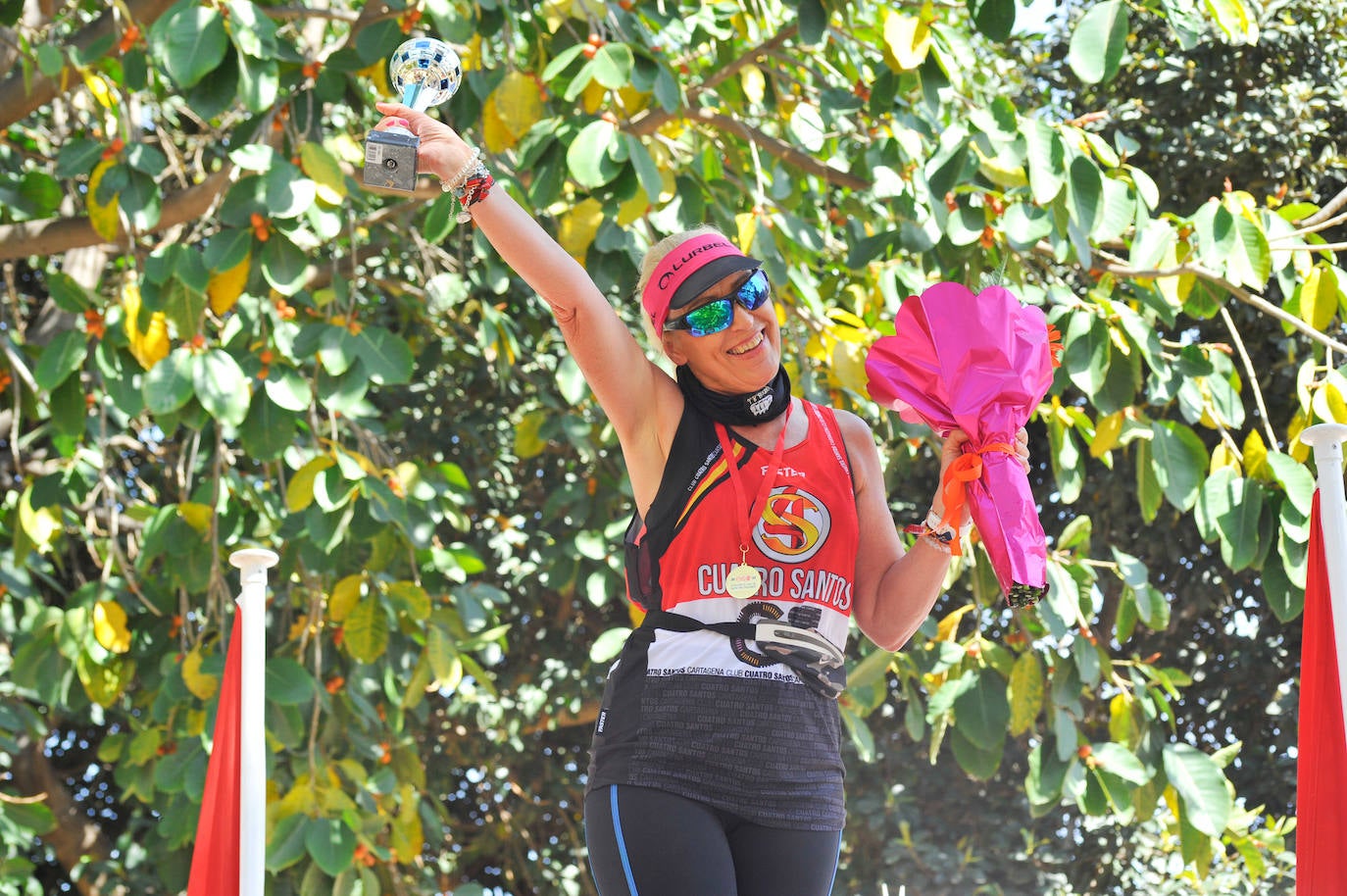 Fotos: Las mejores fotografías de la carrera solidaria Save the Children-Colegio CEI