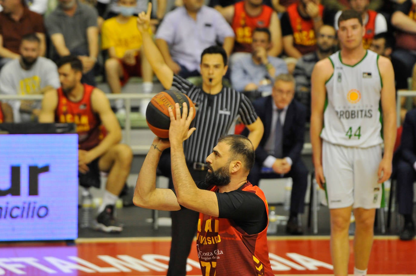 Fotos: La derrota del UCAM Murcia frente al Joventut, en imágenes