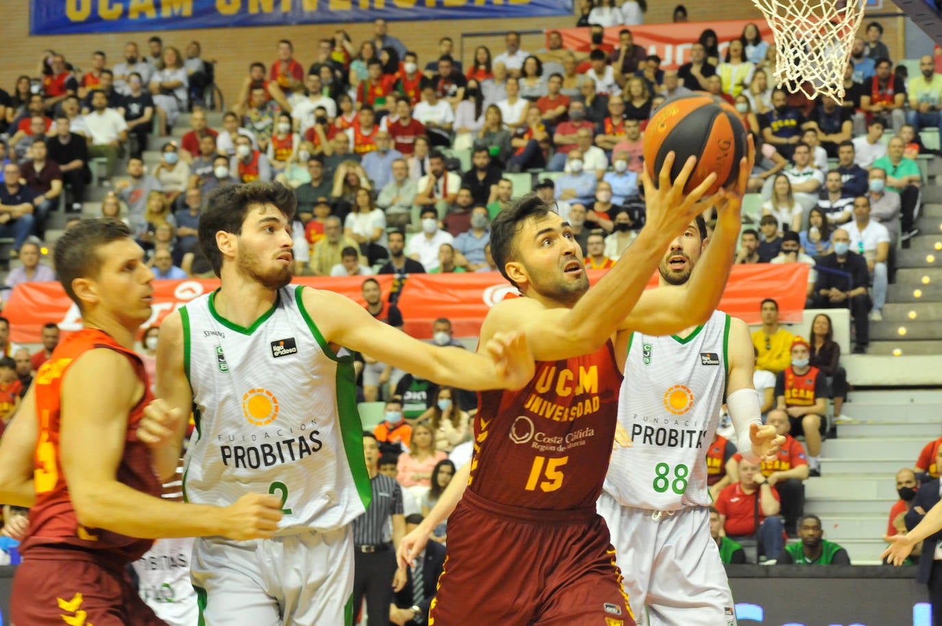 Fotos: La derrota del UCAM Murcia frente al Joventut, en imágenes