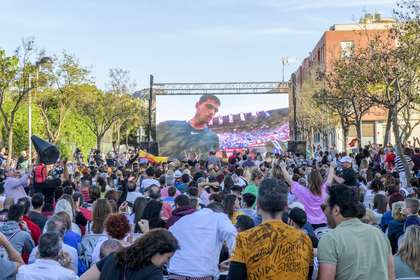 Fotos: Carlos Alcaraz hace estallar de alegría a sus vecinos y amigos