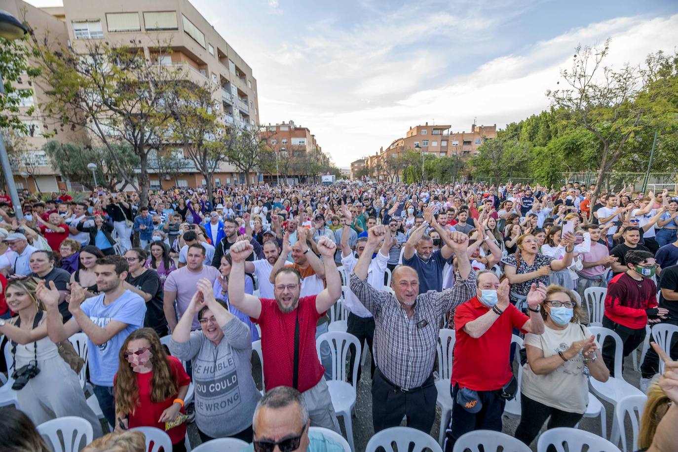 Fotos: Carlos Alcaraz hace estallar de alegría a sus vecinos y amigos