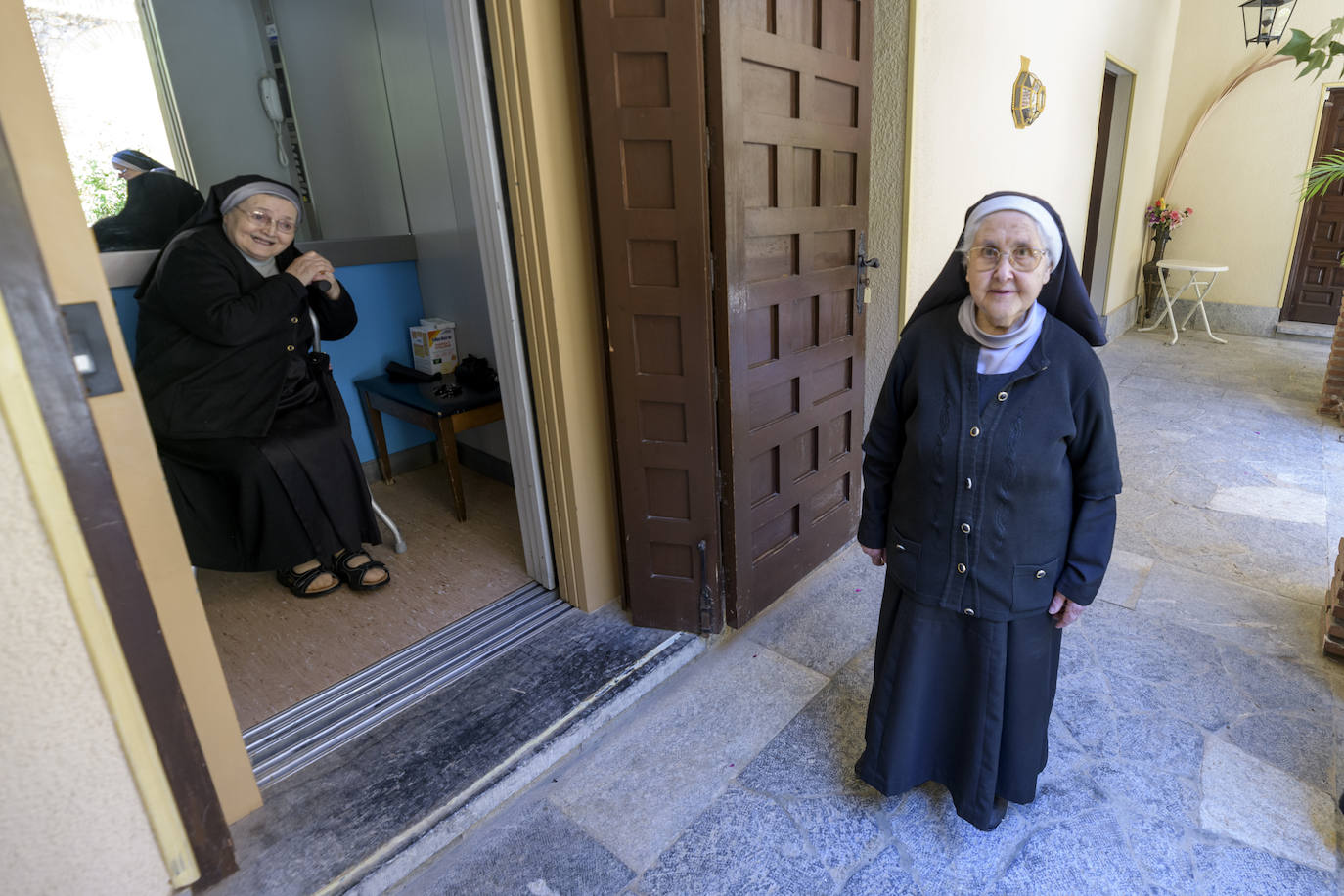 Fotos: Las monjas benedictinas esperan con emoción el regreso de la Virgen de la Fuensanta