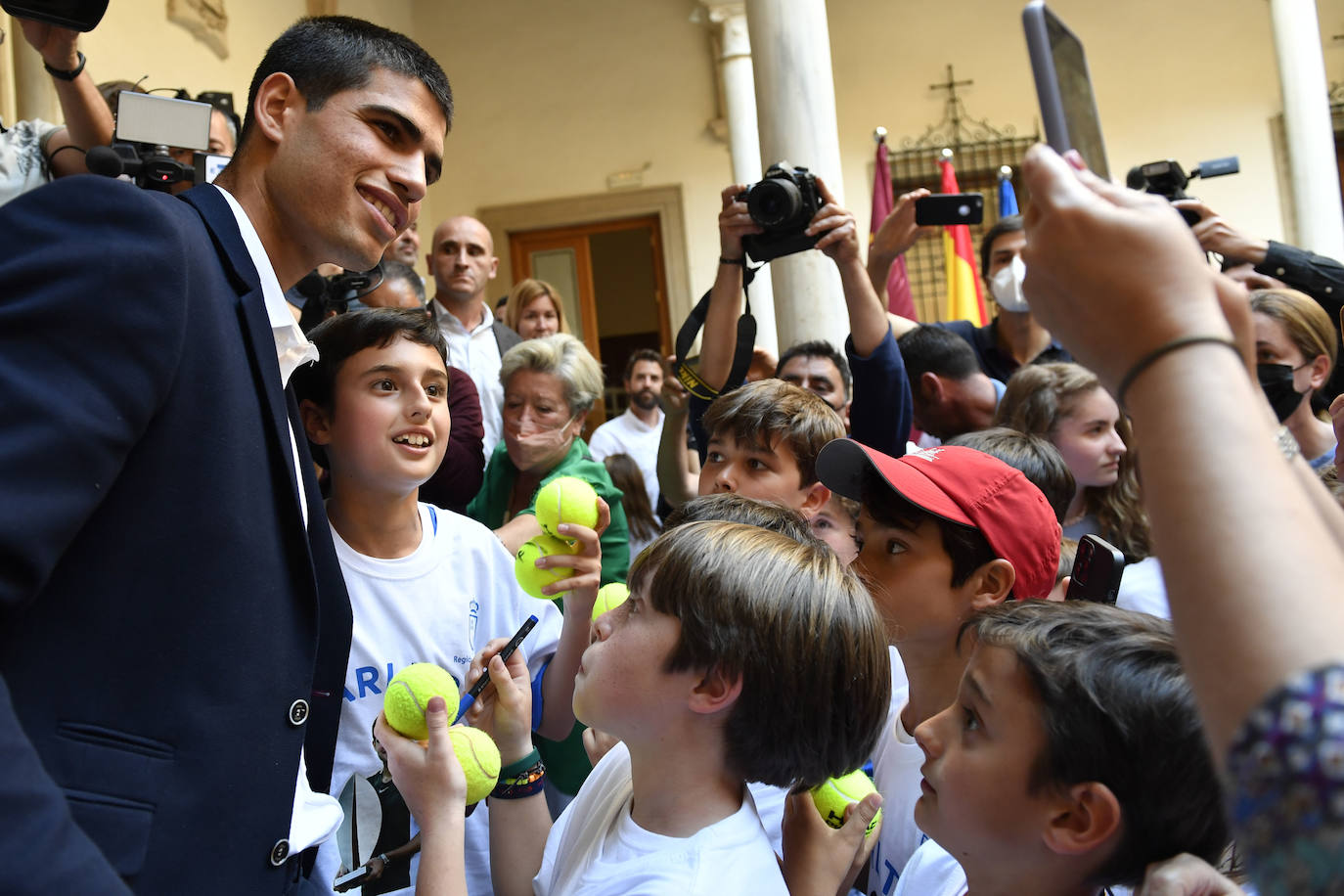 Fotos: Carlos Alcaraz en su encuentro con jóvenes tenistas de la Región de Murcia