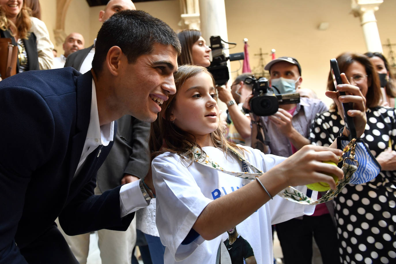 Fotos: Carlos Alcaraz en su encuentro con jóvenes tenistas de la Región de Murcia