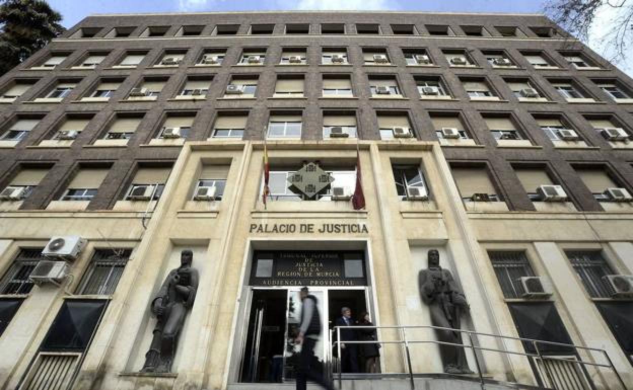El Palacio de Justicia de Murcia, sede de la Audiencia Provincial, en una foto de archivo. 